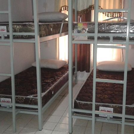 Pondok Heras Suite Джакарта Екстер'єр фото