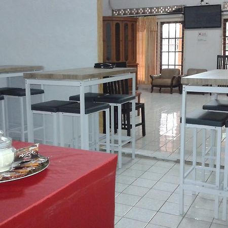 Pondok Heras Suite Джакарта Екстер'єр фото